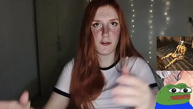 AmaryllisFox's cam snapshot