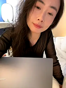 ha888we's cam snapshot