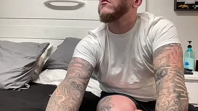 Thegreatwhitepipe's cam snapshot