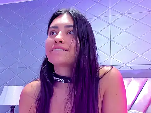 ViolettRouse's cam snapshot