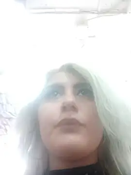 Hollywouldd's cam snapshot