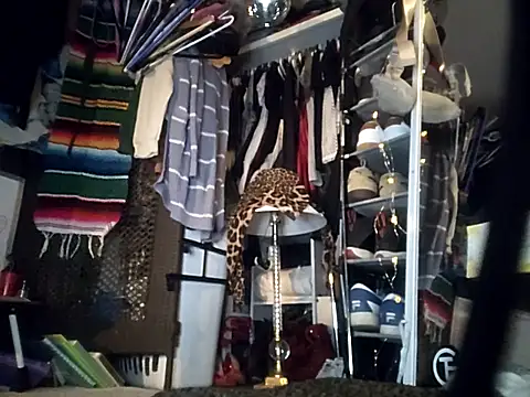 ShysluutGia's cam snapshot