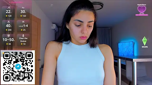 EmiliaZen's cam snapshot