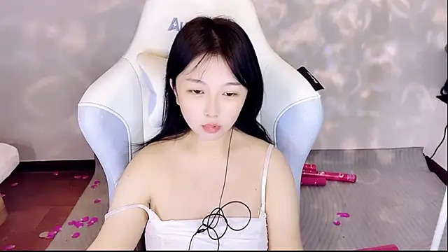 -huahua-'s cam snapshot