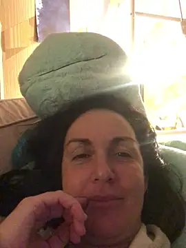 BELLAMORGANE1's cam snapshot