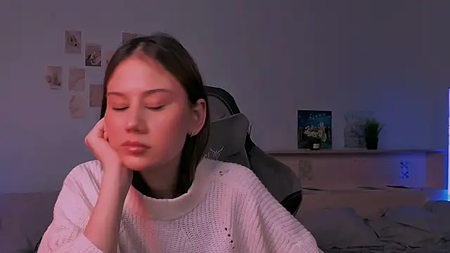 adelle046's cam snapshot