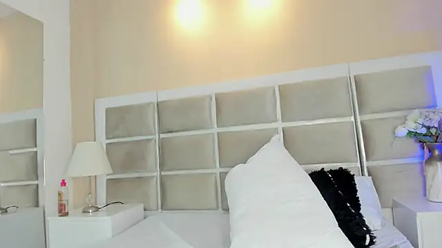 Adhara_adams18's cam snapshot