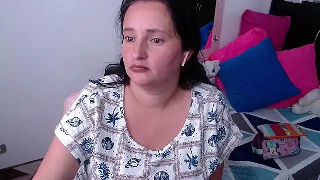 CristialJones_'s cam snapshot