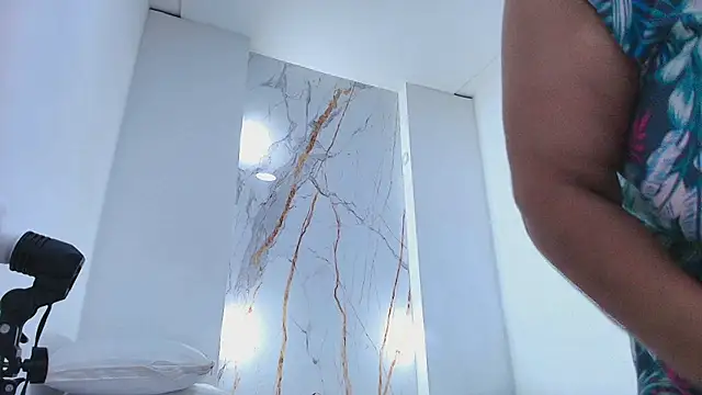 Karla_hilton1's cam snapshot