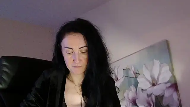 lara_heaven's cam snapshot