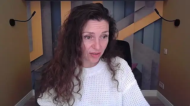 EllaLong's cam snapshot