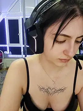 Gamergirl-Linela's cam snapshot