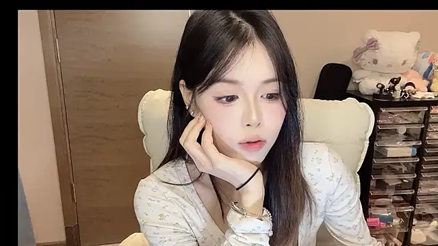 Koi-00's cam snapshot