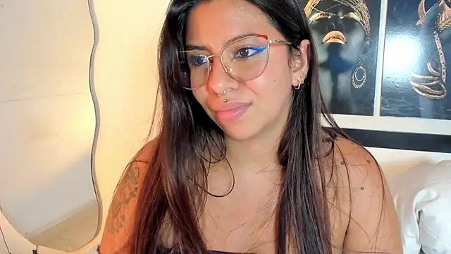 emilyy_cooperr's cam snapshot