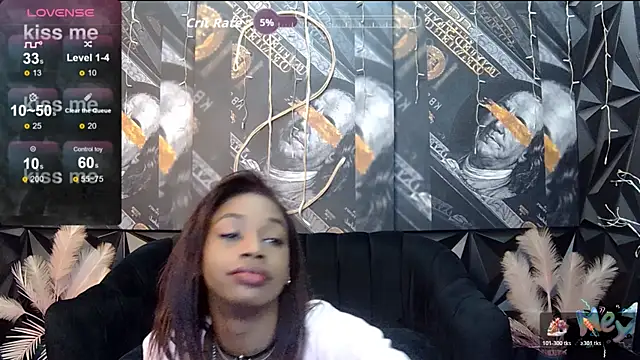 Lilmisbaddyxxx's cam snapshot