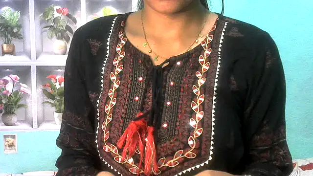 nanhi_munni live sex cam