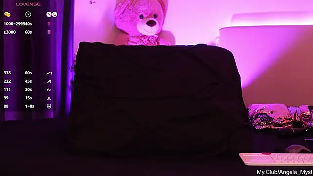 Angela_Myst's cam snapshot