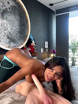 Sarajames's cam snapshot