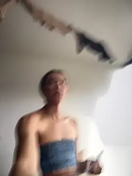 Nikol_Rang__ live sex cam