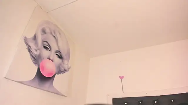 BiancaValentinna live sex cam