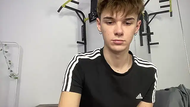 Milk_Guy live sex cam