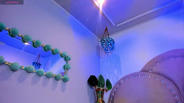 alanna_blaze's cam snapshot