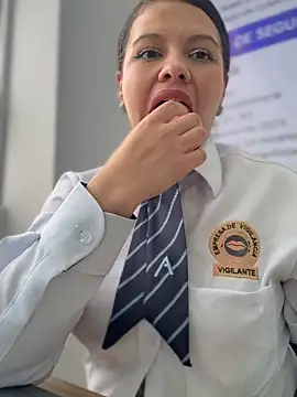 Ariana-07 live sex cam