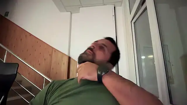 TigerOne19's cam snapshot