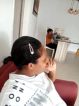 Linda_Hot13 live sex cam