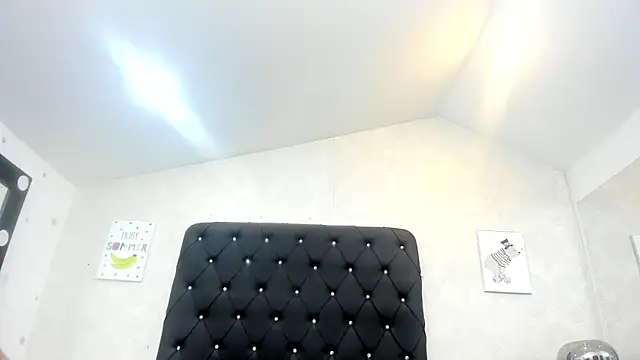 alana_johnson_0's cam snapshot