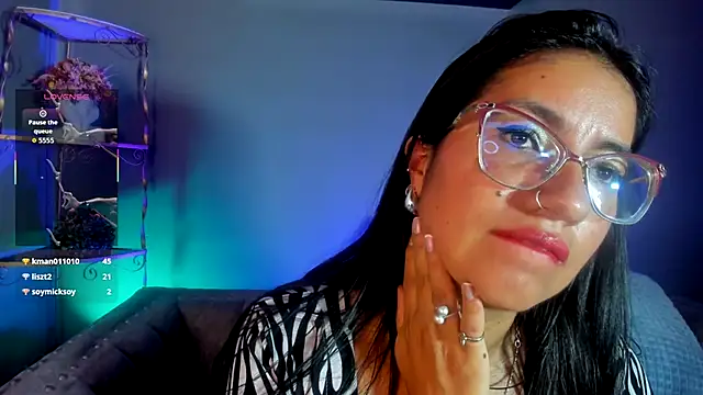 charlhot_'s cam snapshot