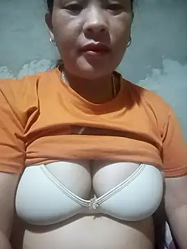 MinaYangon502's cam snapshot