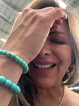 _Abril-Office1 live sex cam