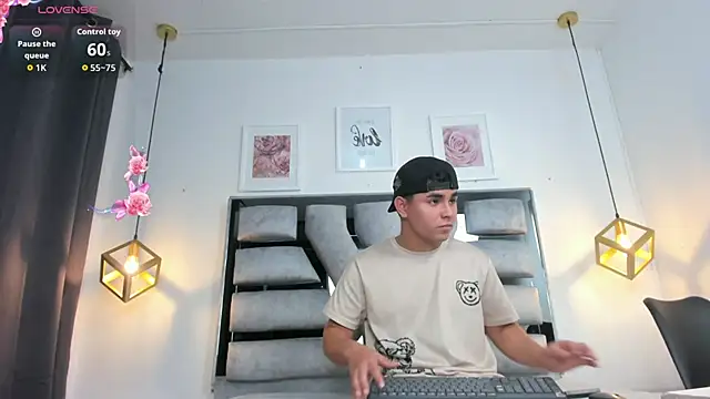 lianfox_'s cam snapshot