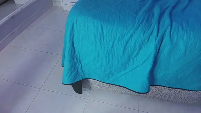 AlmaLopez_'s cam snapshot