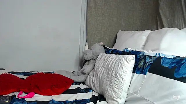 DarrkDeeva68 live sex cam