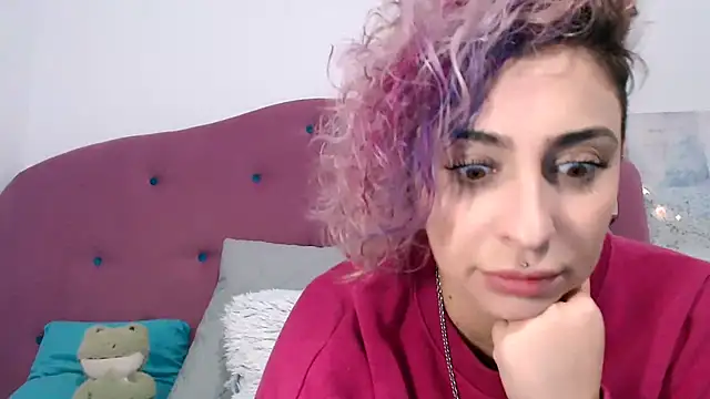 AAARUNY's cam snapshot