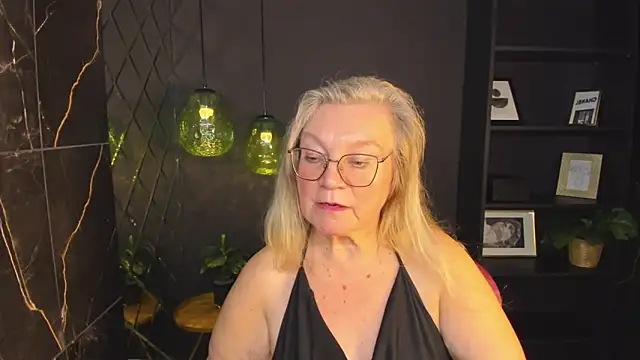 NataliMellow's cam snapshot