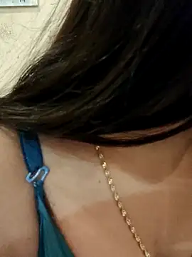 Maahhii_2's cam snapshot