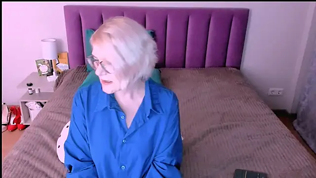 sabrinamacmarren's cam snapshot