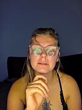 ArmandaJolie's cam snapshot