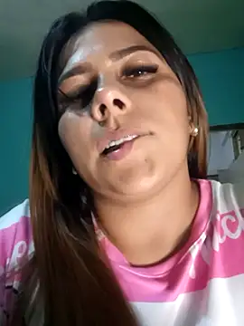 camila_rogue's cam snapshot