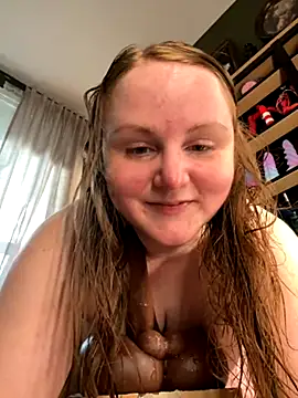 GingerSnap33 live sex cam