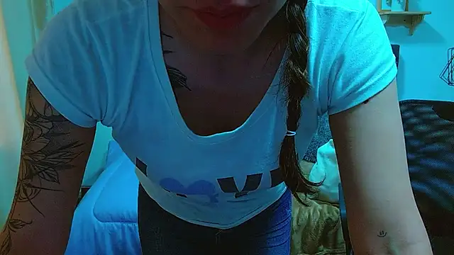 karlamorris_'s cam snapshot