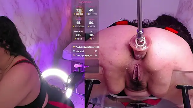 RoxyLicious_'s cam snapshot