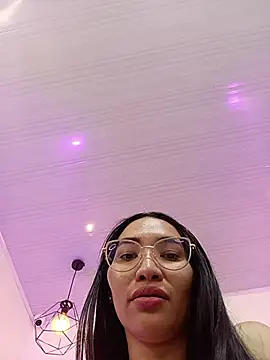 lucyy_liiuu's web cam