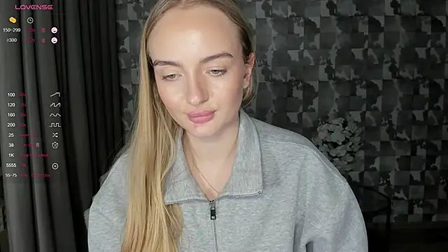 A_delina's cam snapshot