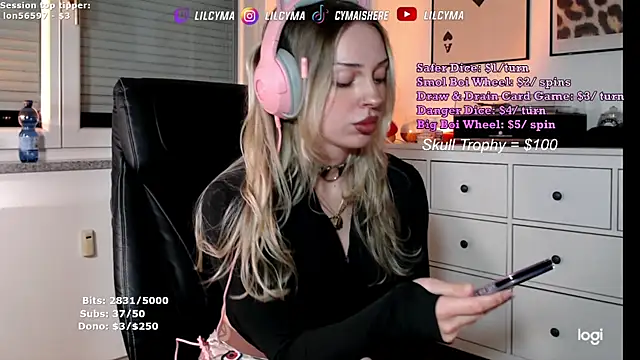 cymaishere's cam snapshot