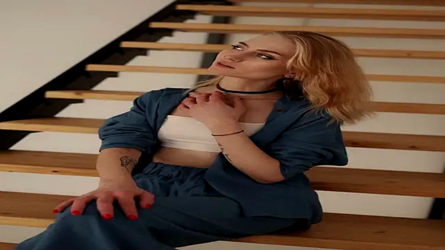 MarthaGees's cam snapshot