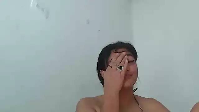 who_is_milyxx's cam snapshot